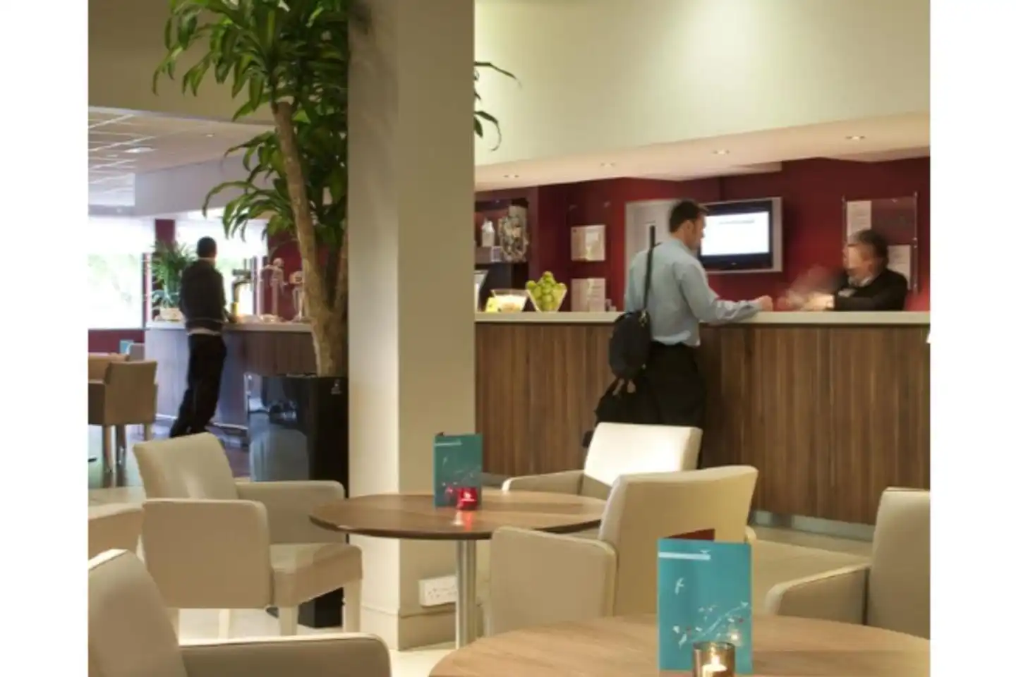 Campanile Swindon Lobby