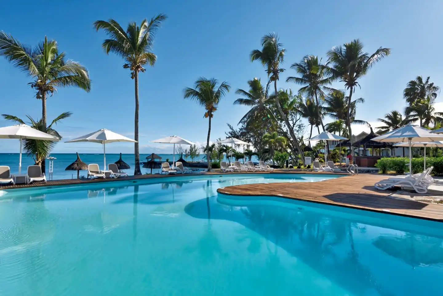 Coral Azur Beach Resort Pool