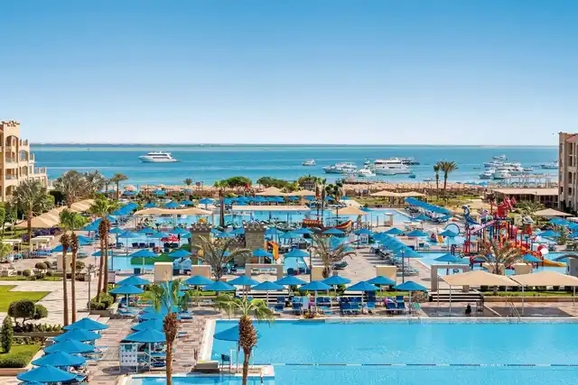 Pickalbatros White Beach Resort Pool