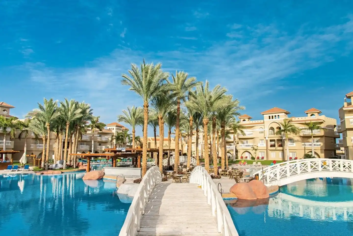 Rixos Premium Seagate Pool