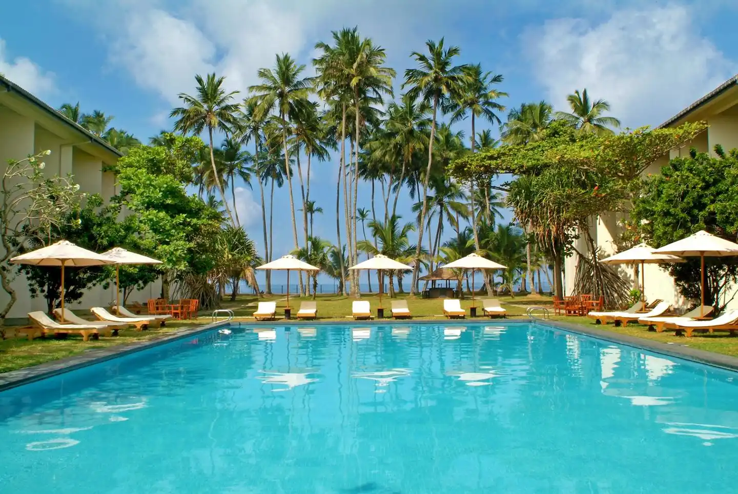 Mermaid Hotel & Club Pool