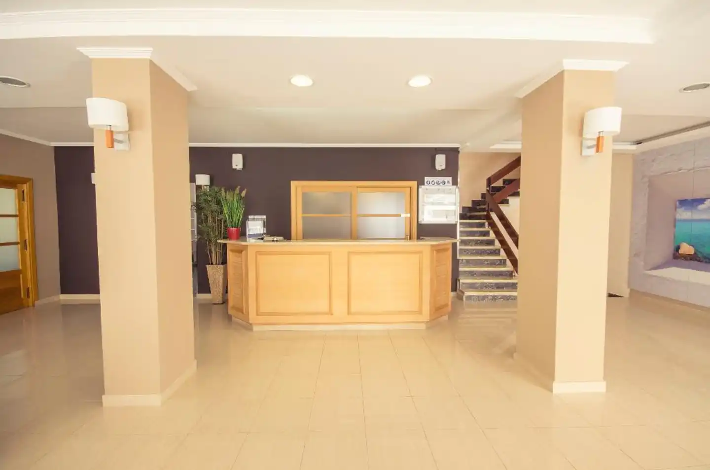 azuLine Mediterráneo Lobby