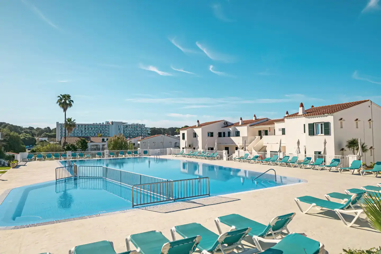 Seth Mestral & Llebeig Pool