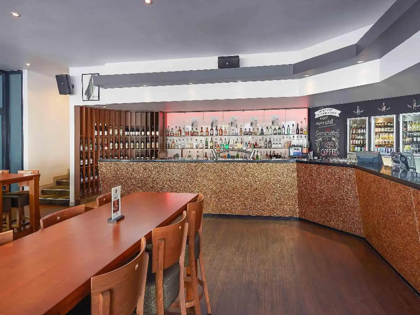 ibis Perth Bar