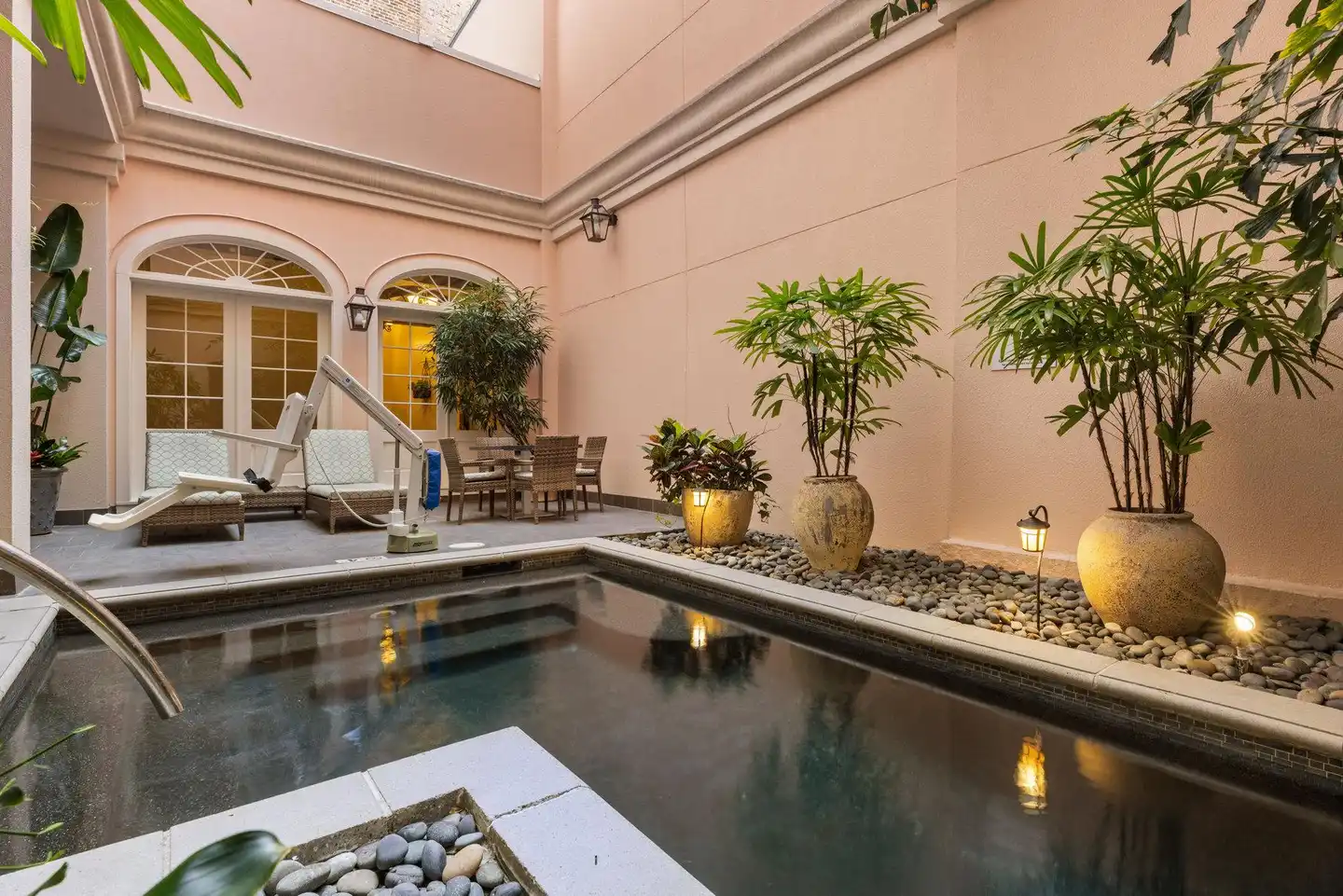 Wyndham La Belle Maison Lobby