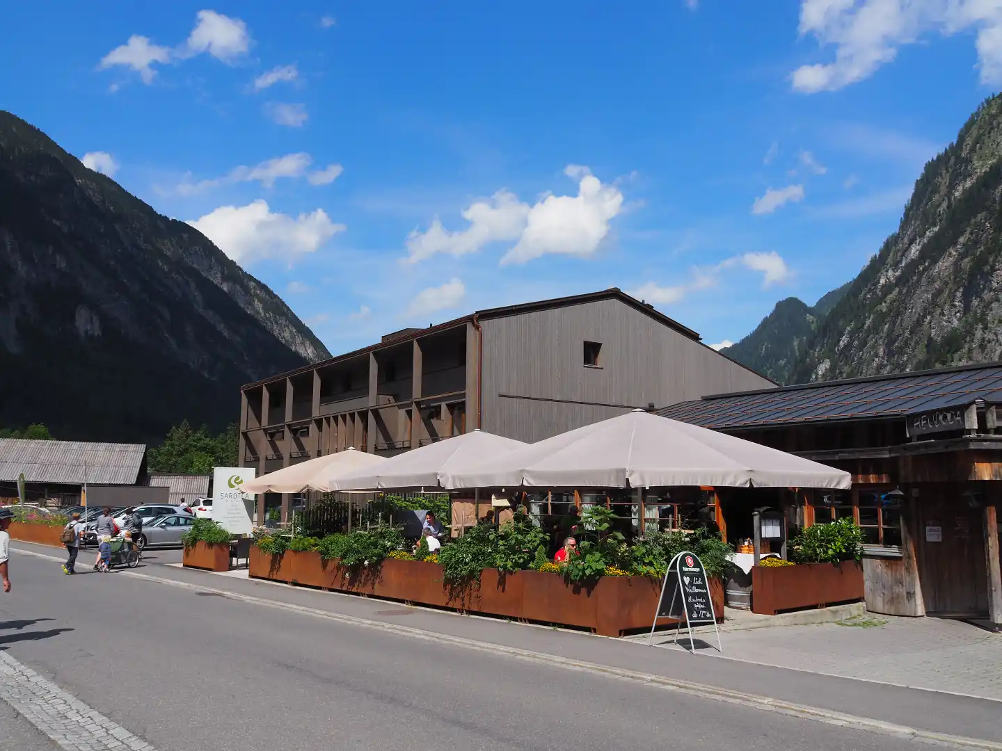 Sarotla Terrasse