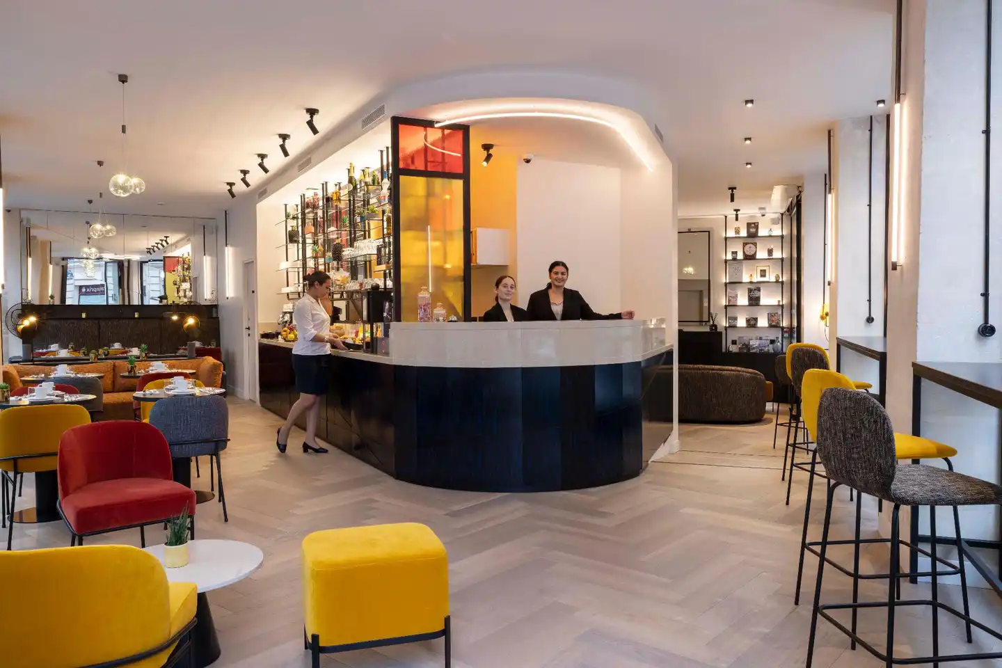 Le 12 Hotel Bar