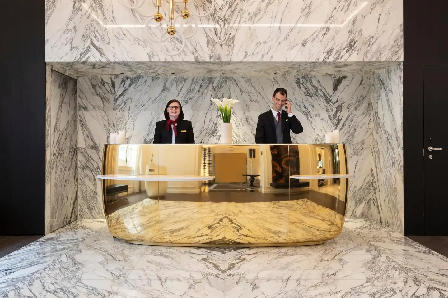 La Clef Champs-Élysées Paris Lobby