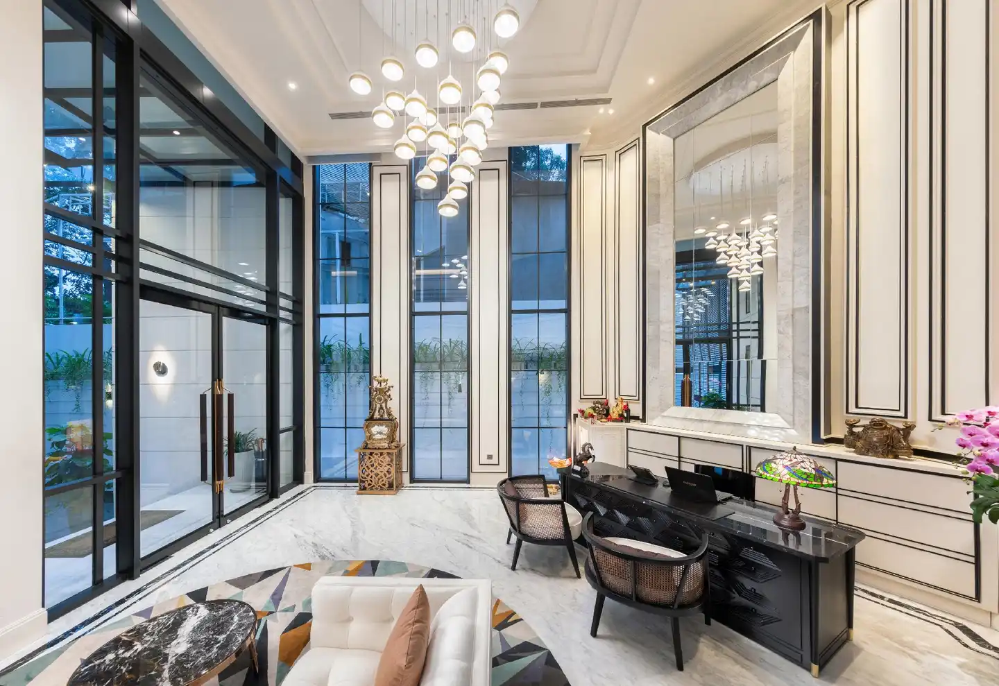 Bach Suites Saigon Lobby