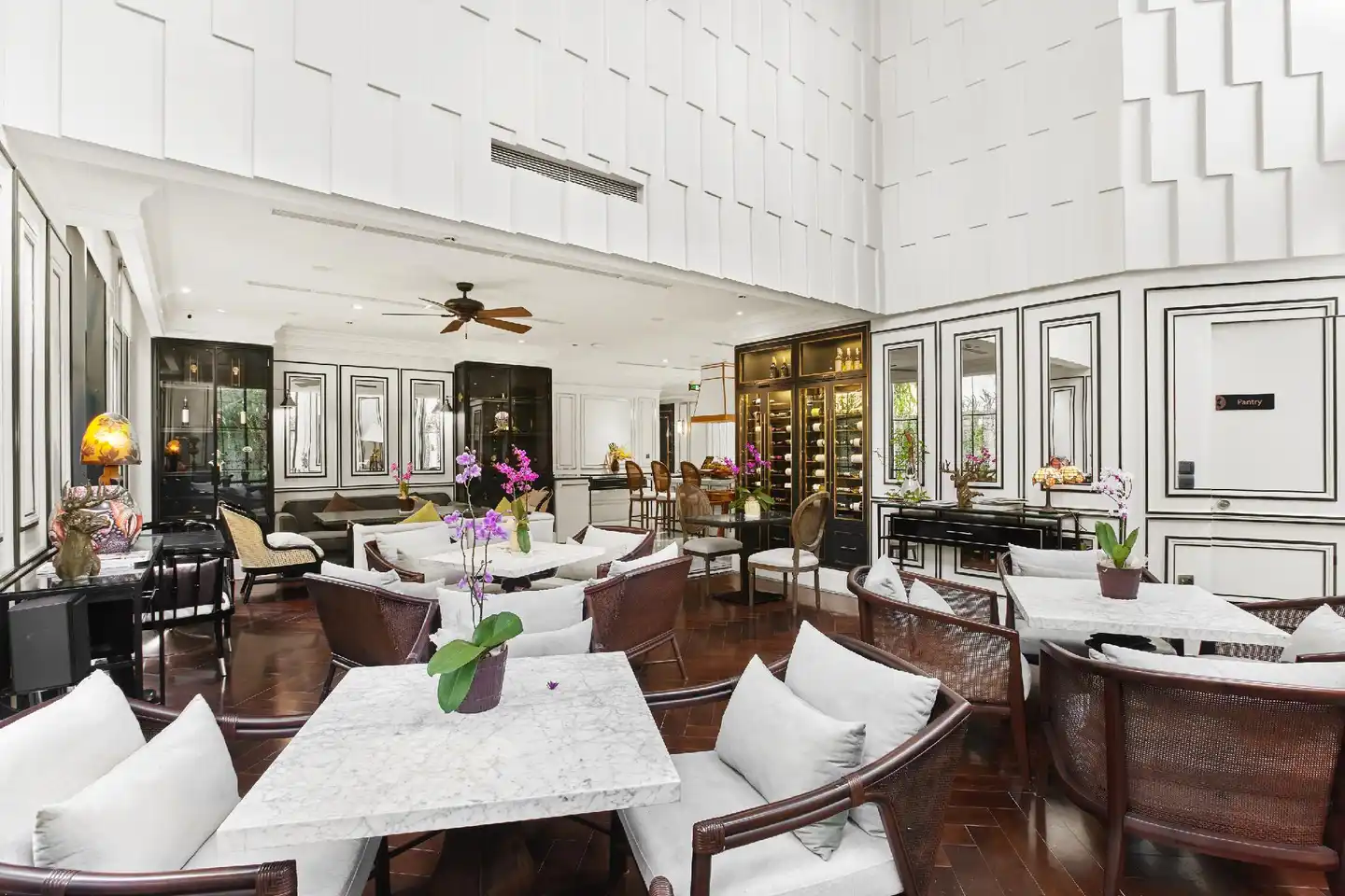 Bach Suites Saigon Restaurant