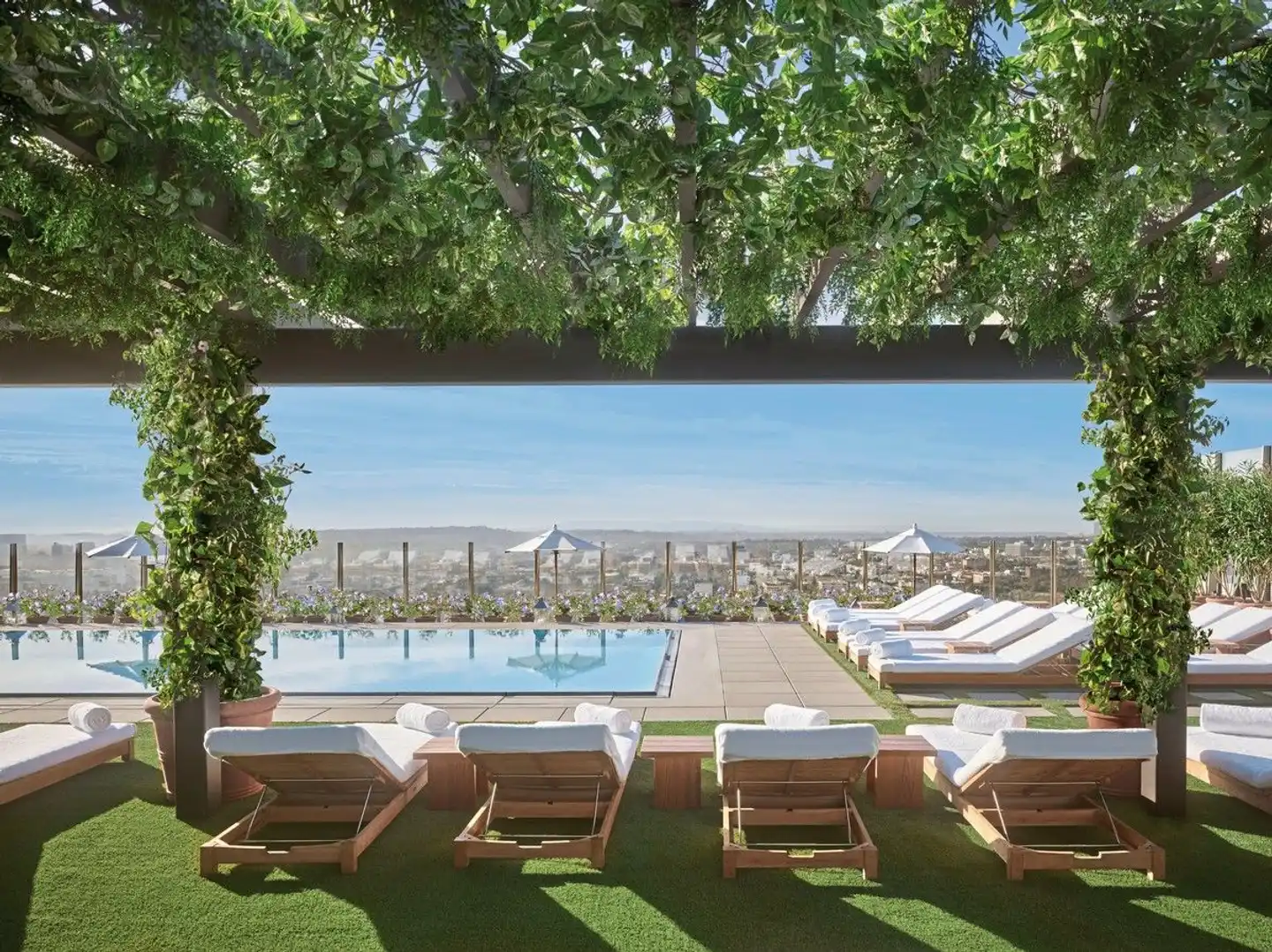 The West Hollywood EDITION Pool