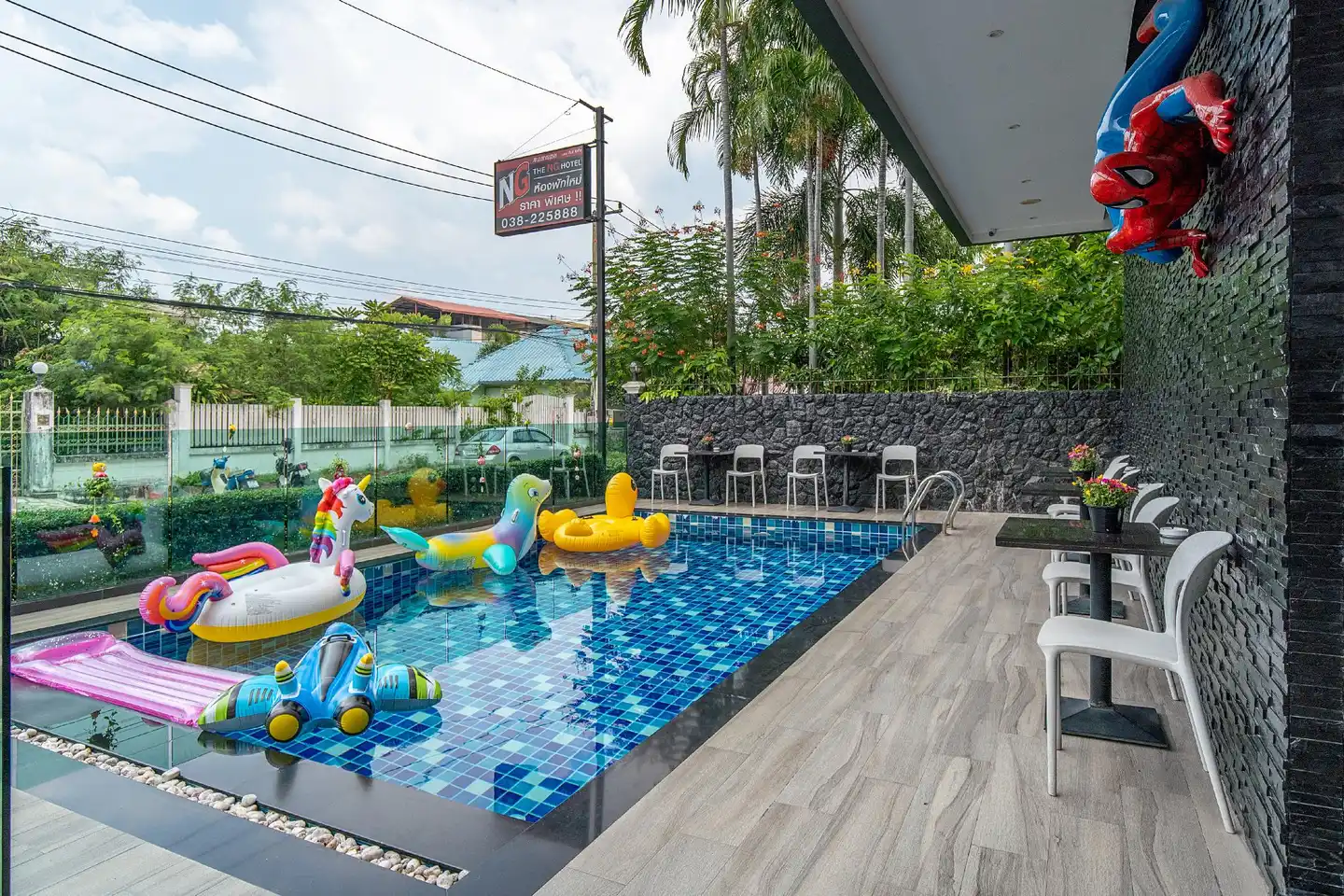 the NG hotel Pool