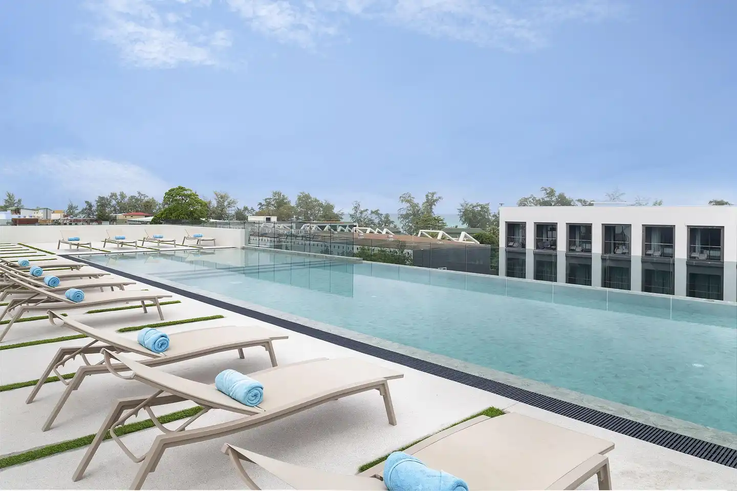 JonoX Phuket Karon Hotel Terrasse