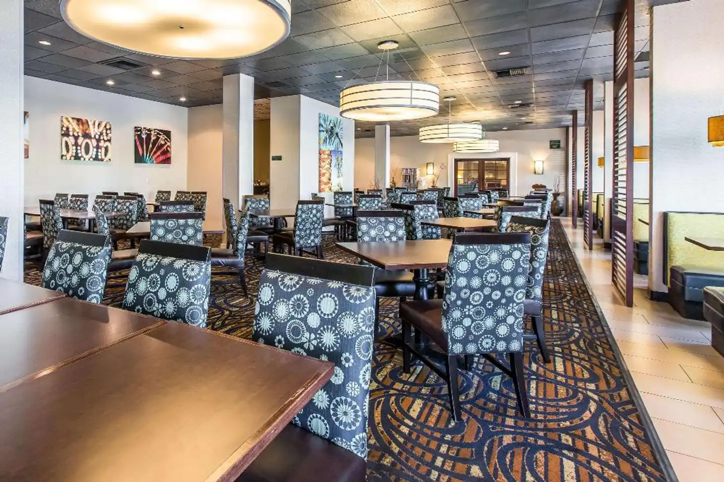 Clarion Anaheim Bar