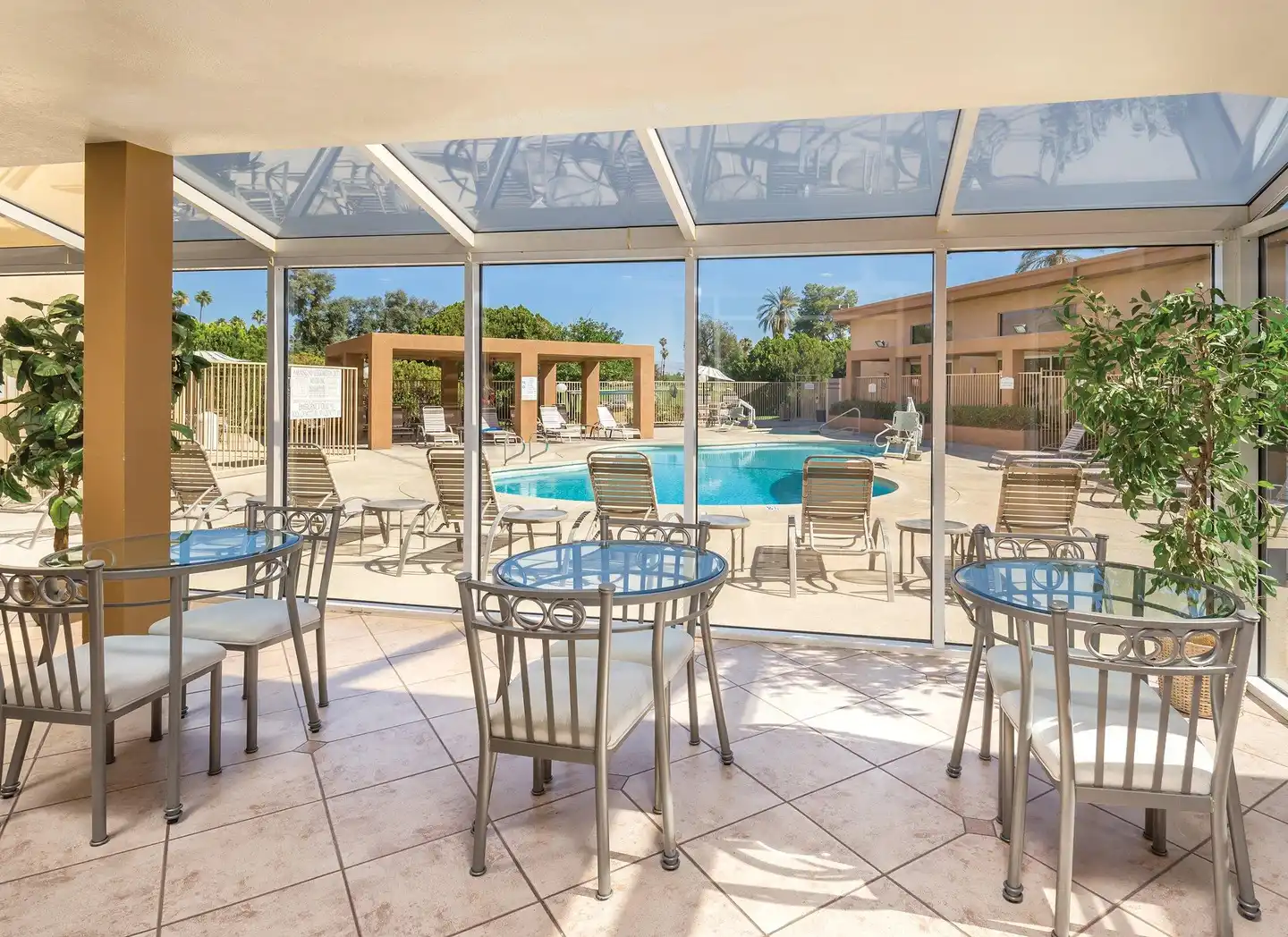 WorldMark Palm Springs - Plaza Resort and Spa Terrasse