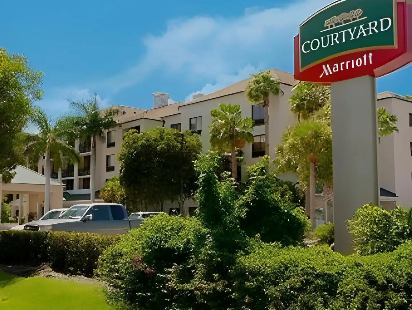 Courtyard by Marriott Naples Aussenansicht