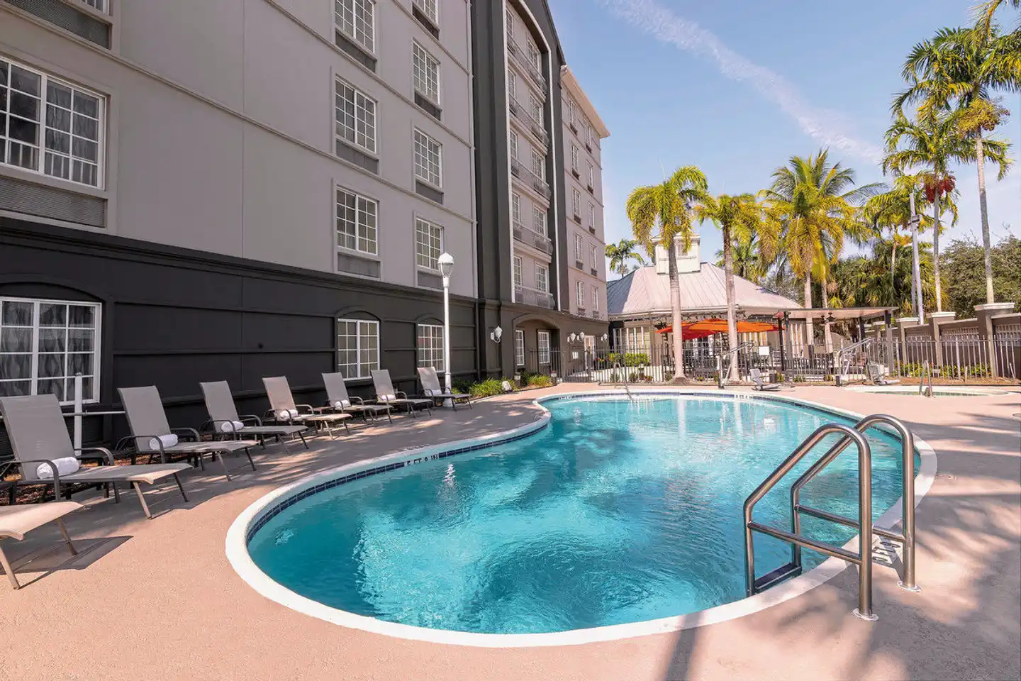La Quinta Inn & Suites Miami Airport West Pool