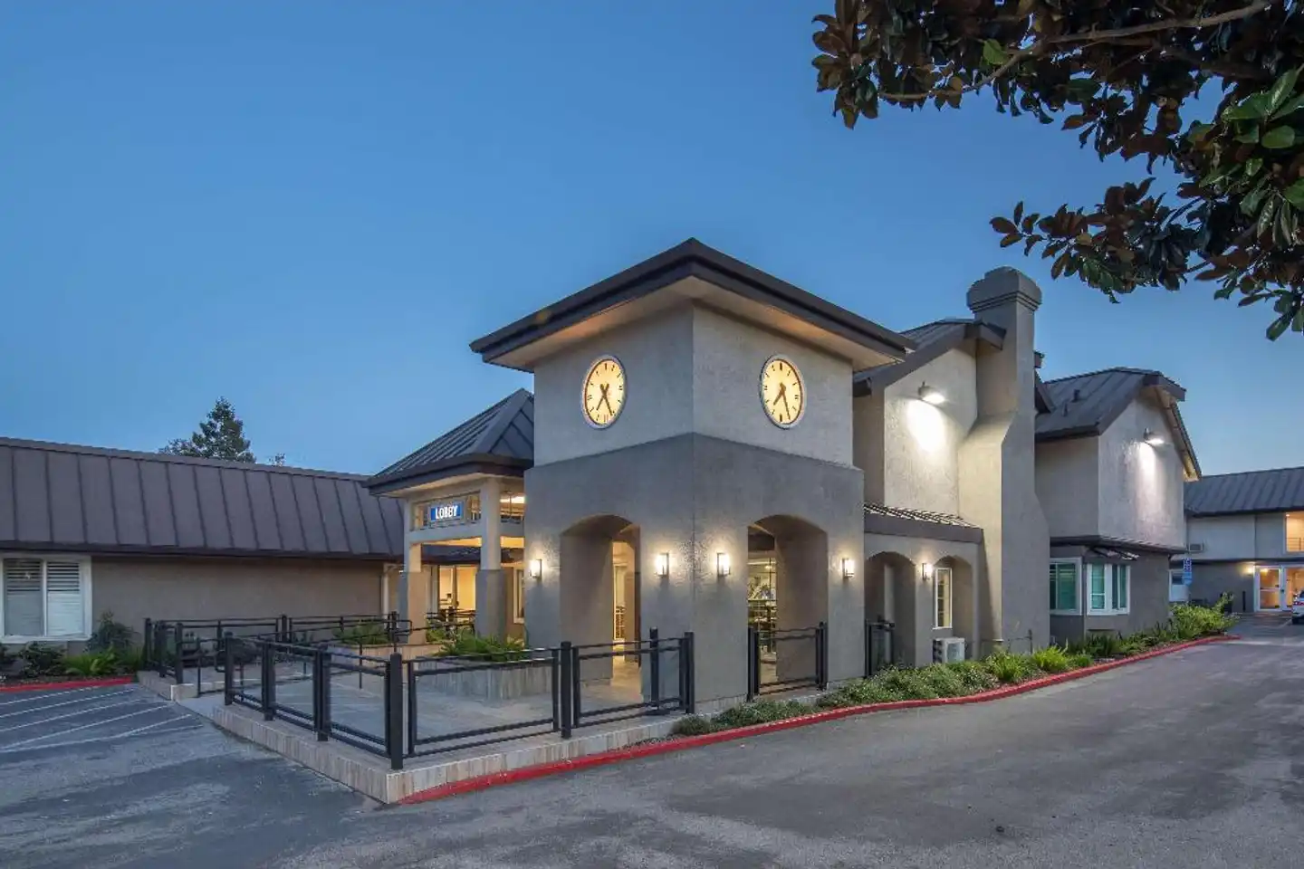 Best Western Silicon Valley Inn Aussenansicht