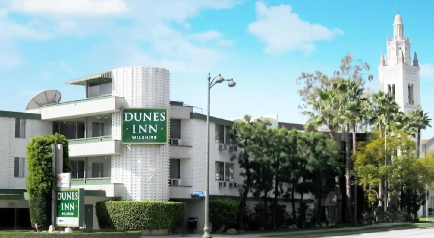 Dunes Inn - Wilshire Aussenansicht