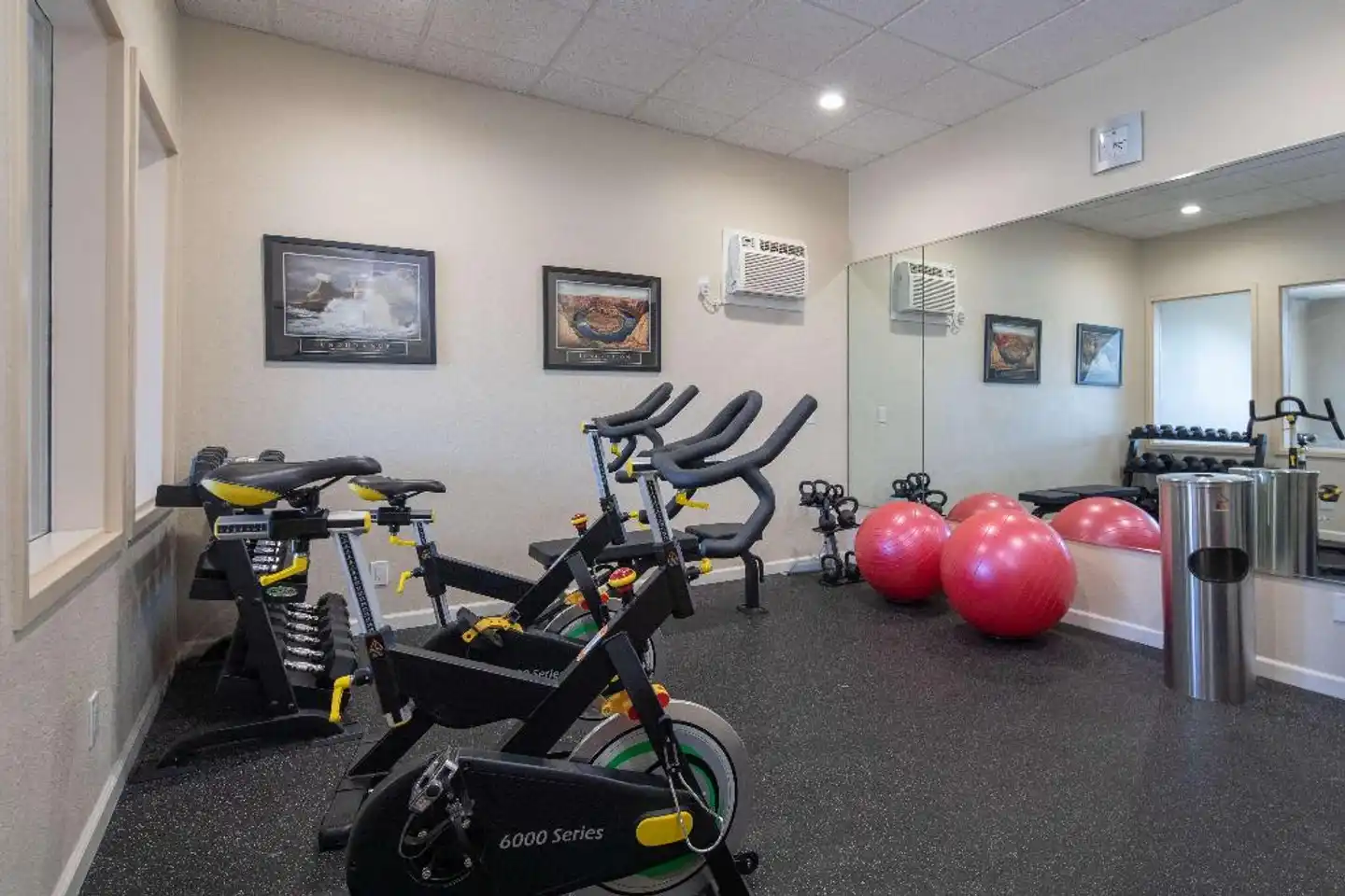 Best Western Silicon Valley Inn Sport und Entertainment