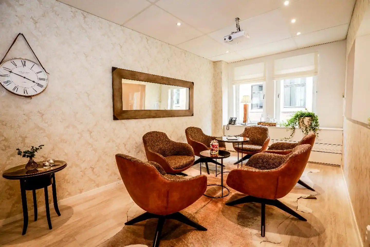 Freys Hotel Lobby