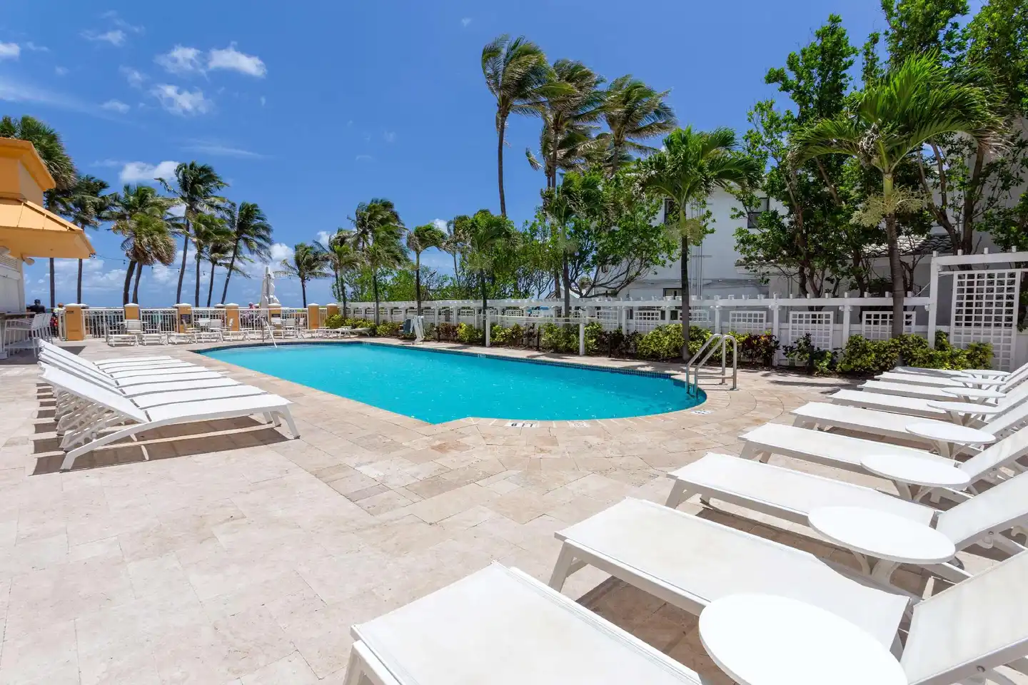 Wyndham Deerfield Beach Resort Pool