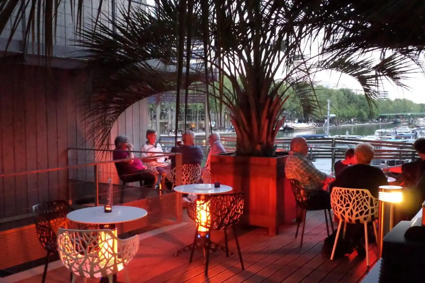 Holiday Inn Express Paris-Canal De La Villette Restaurant