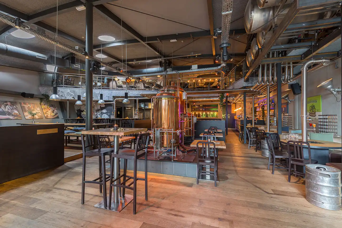 Leonardo Hotel Almere City Center Bar