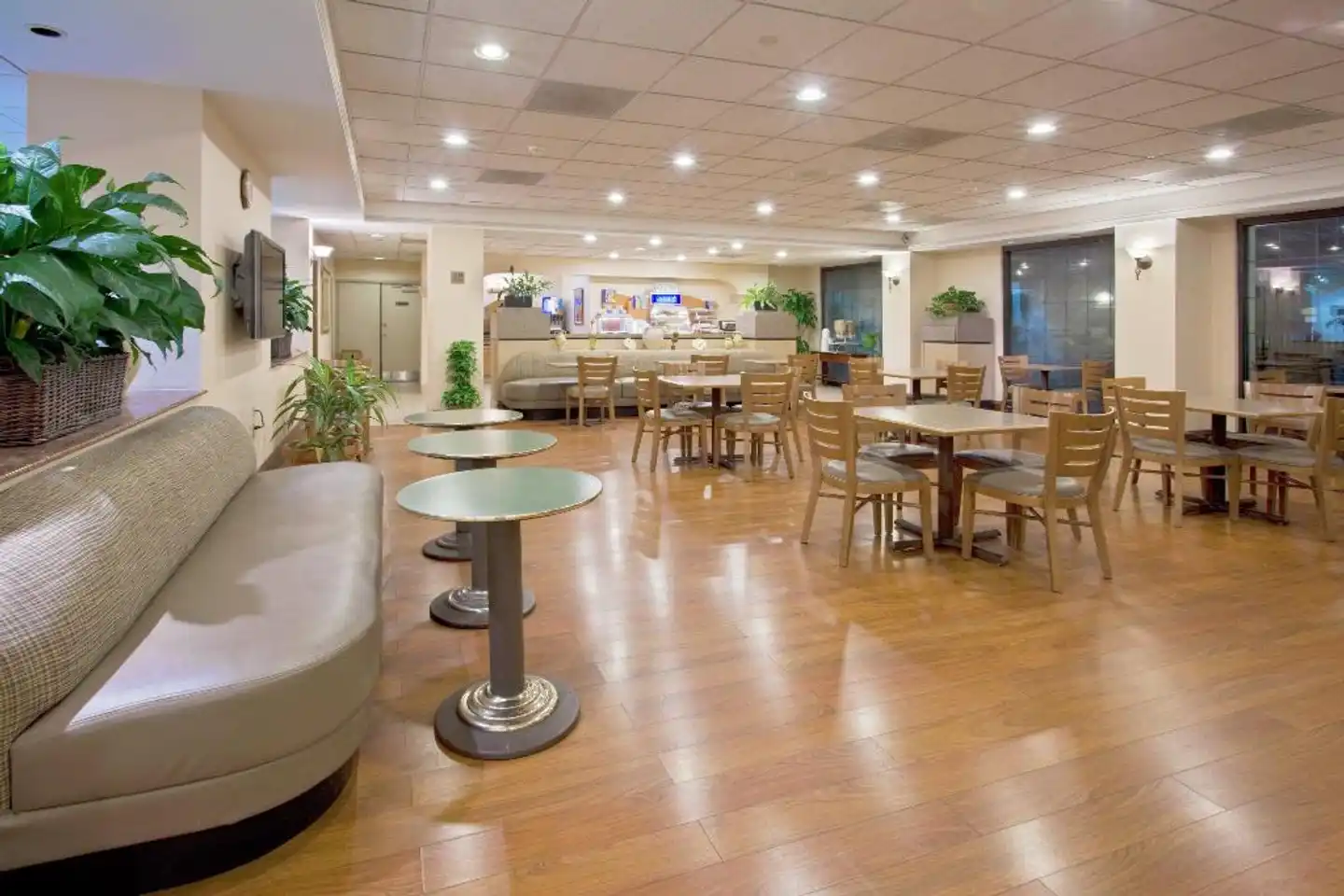 Holiday Inn Express & Suites Miami - Hialeah Bar