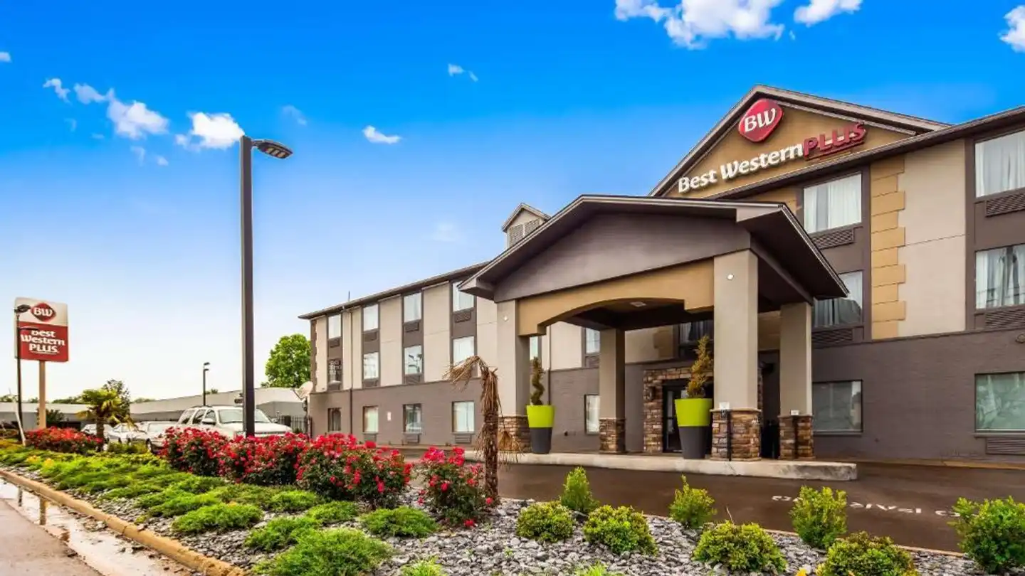 Best Western Plus Jackson Downtown-Coliseum Aussenansicht