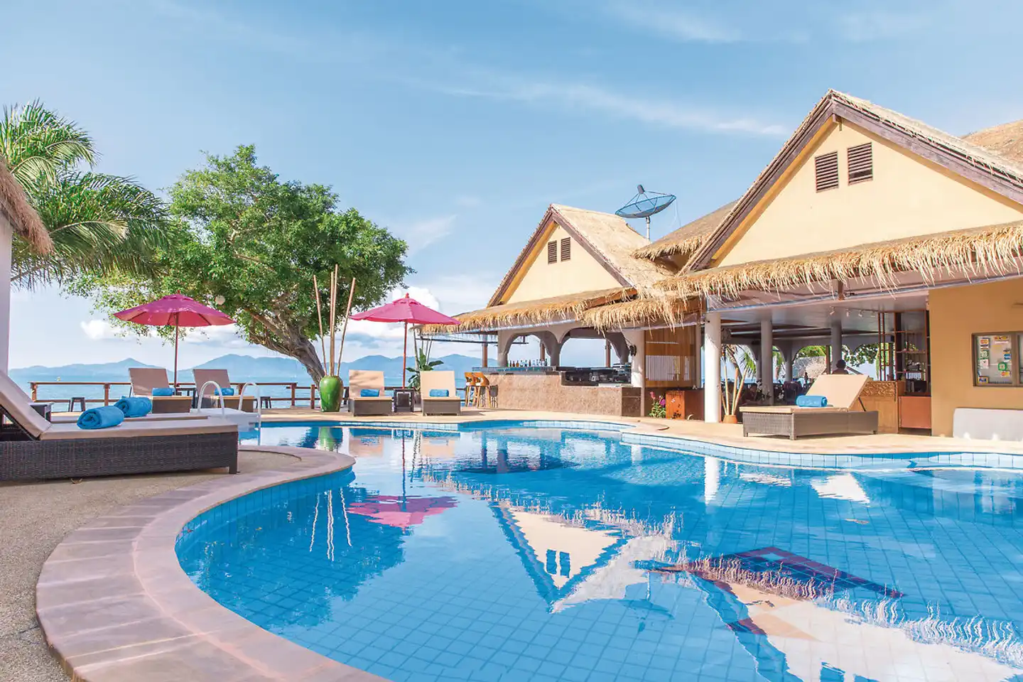 Adarin Beach Resort Pool