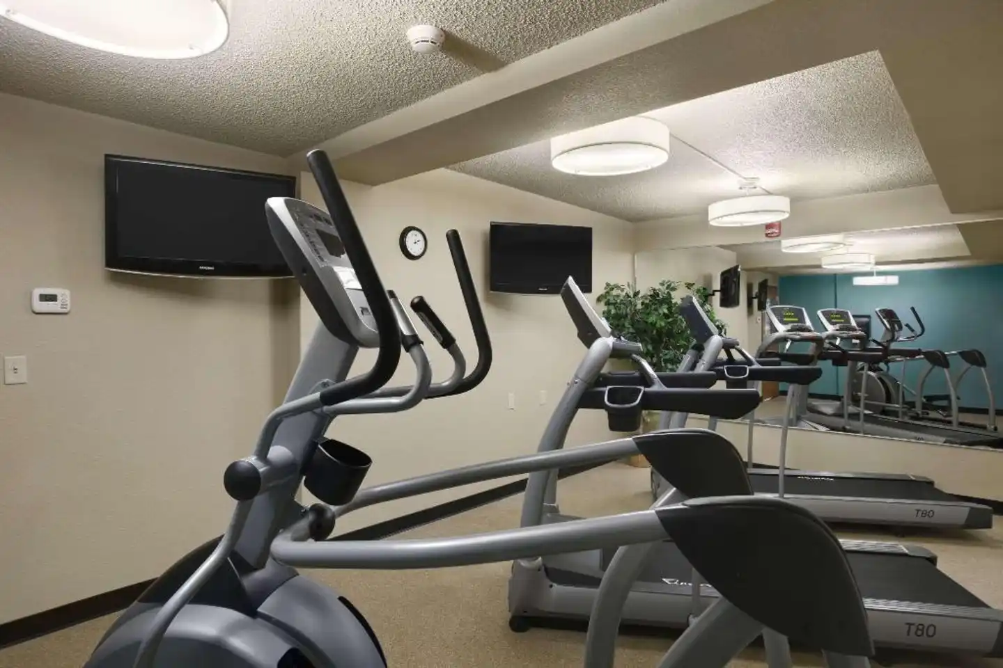 Days Inn by Wyndham Helena Sport und Entertainment