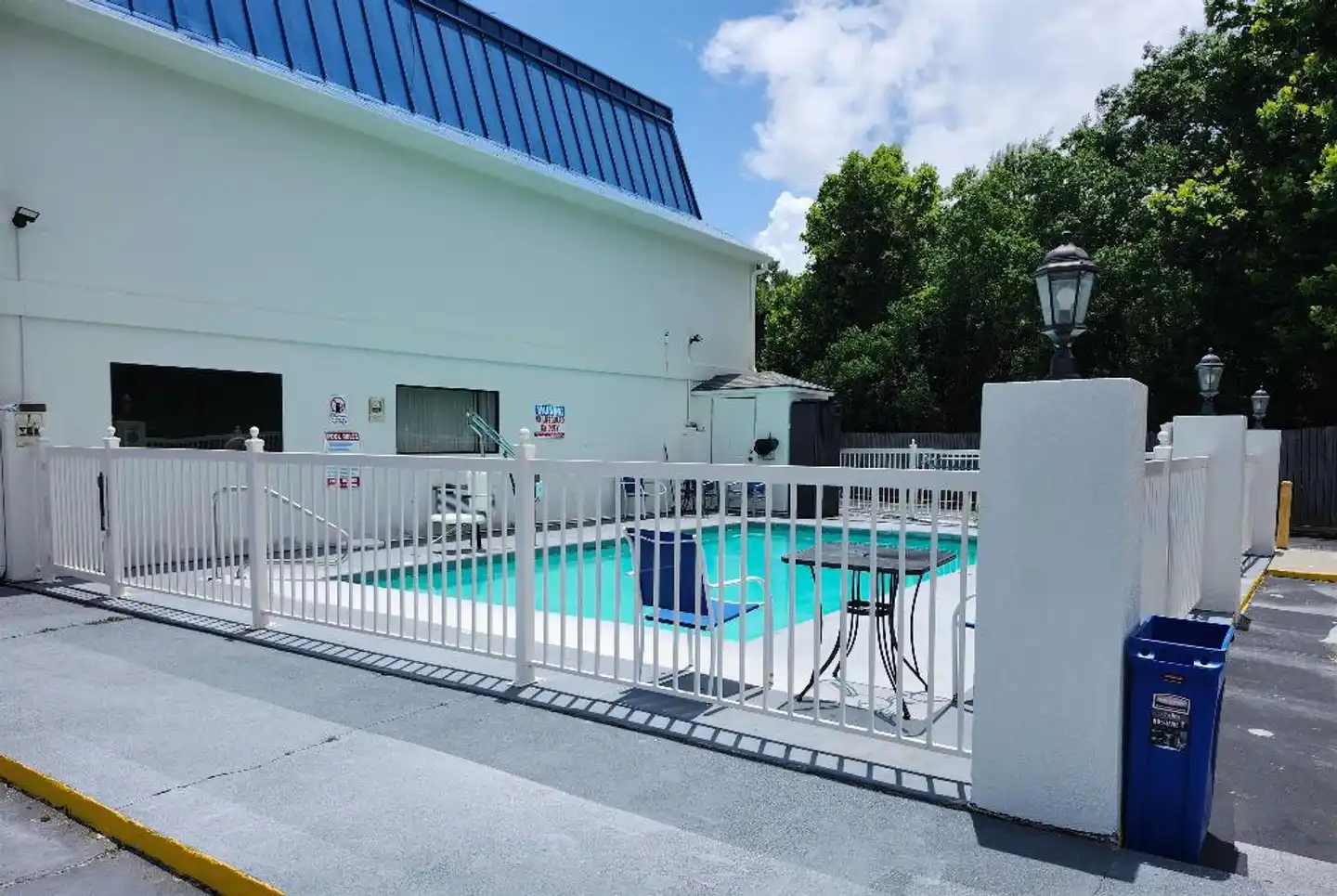 Days Inn by Wyndham Ocean Springs Aussenansicht