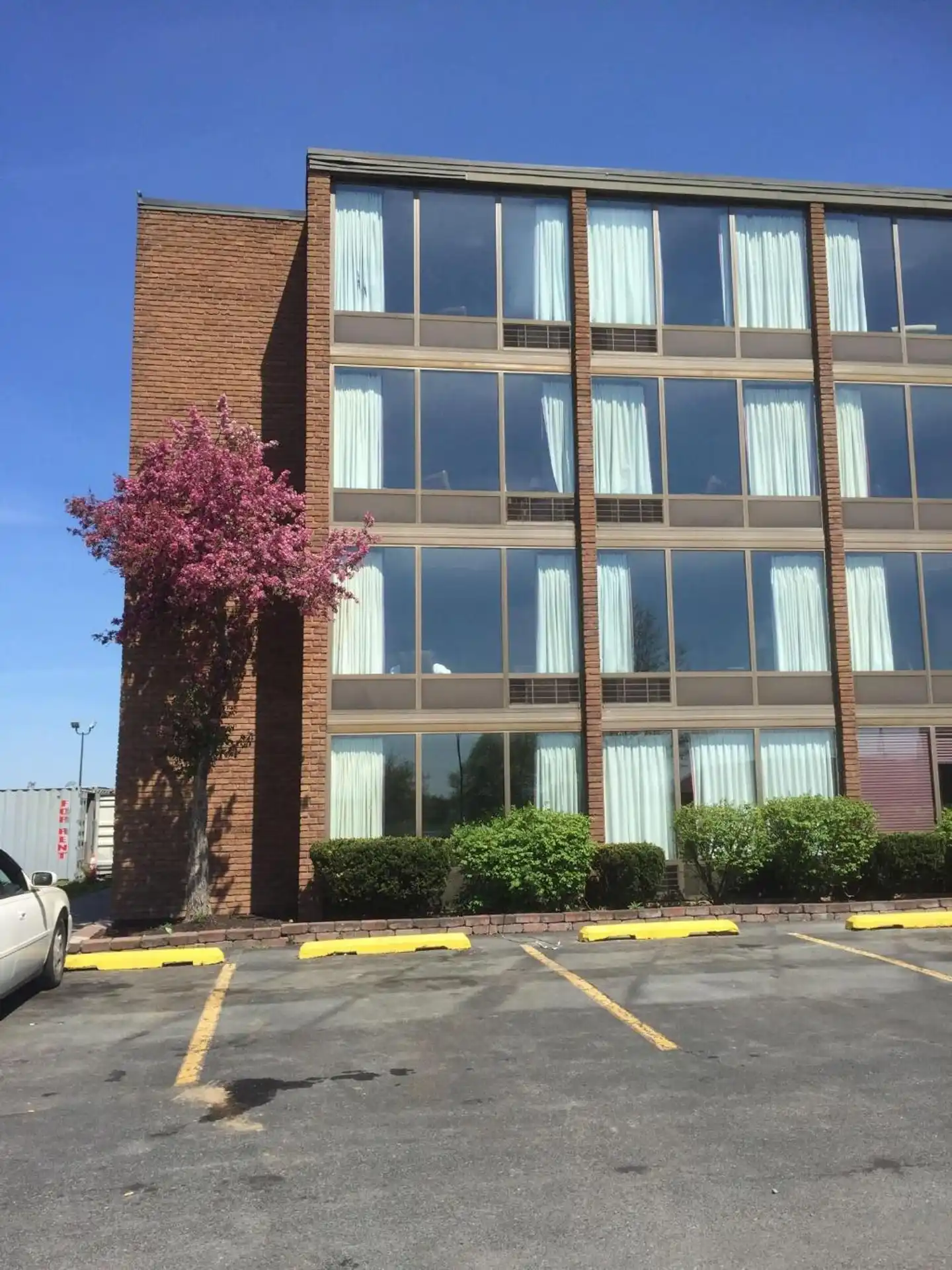 Days Inn by Wyndham Syracuse Aussenansicht