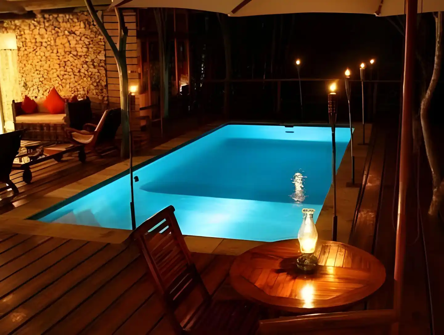 Trogon House and Forest Spa Hallenbad