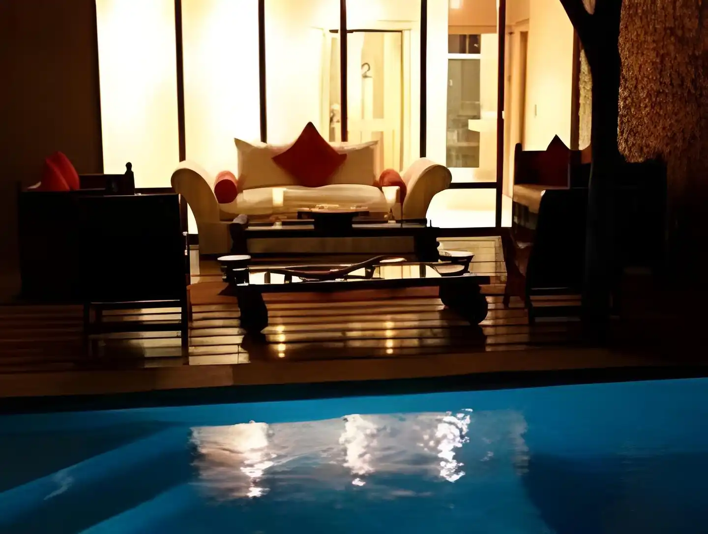 Trogon House and Forest Spa Hallenbad