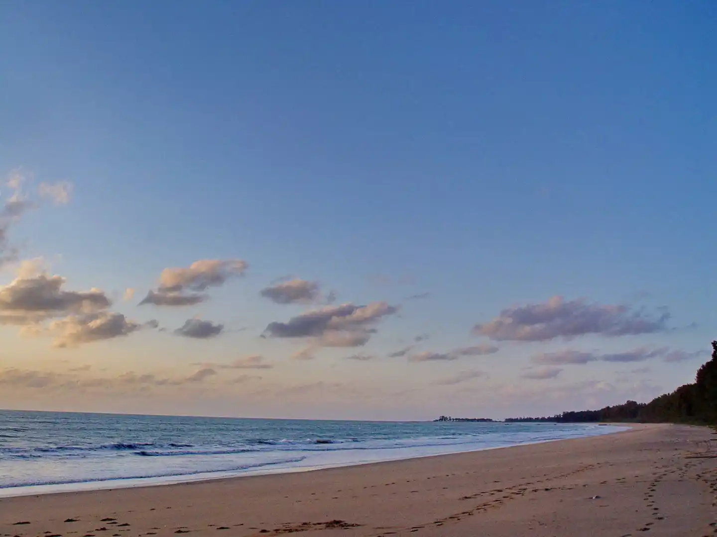 Bangsak Village Strand