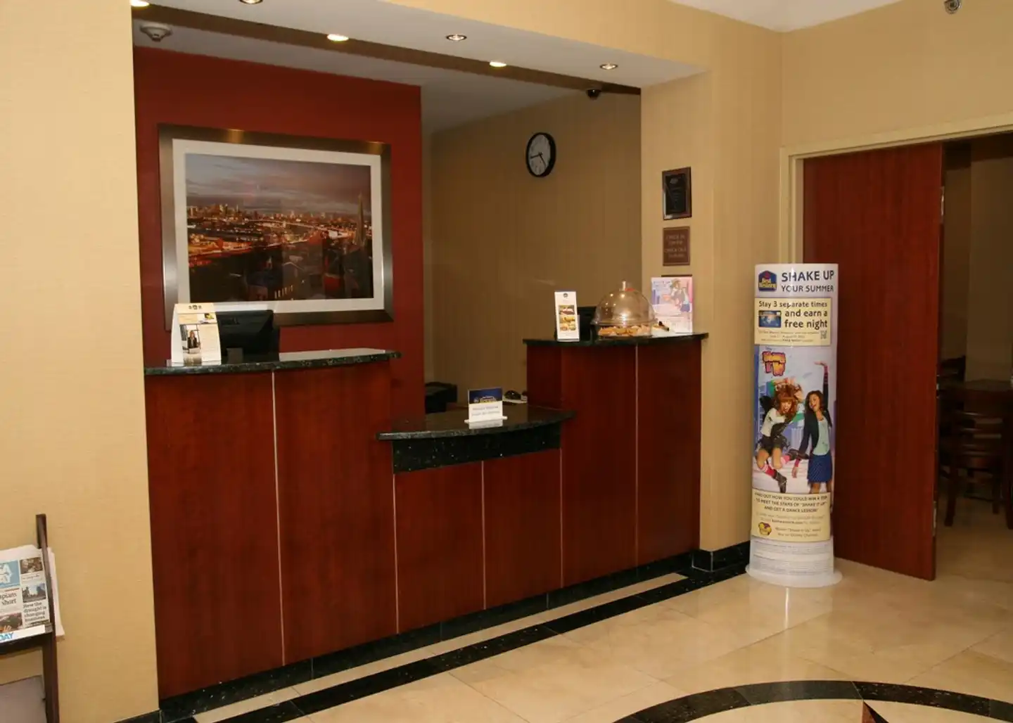 Brooklyn Way Hotel, BW Premier Collection Lobby