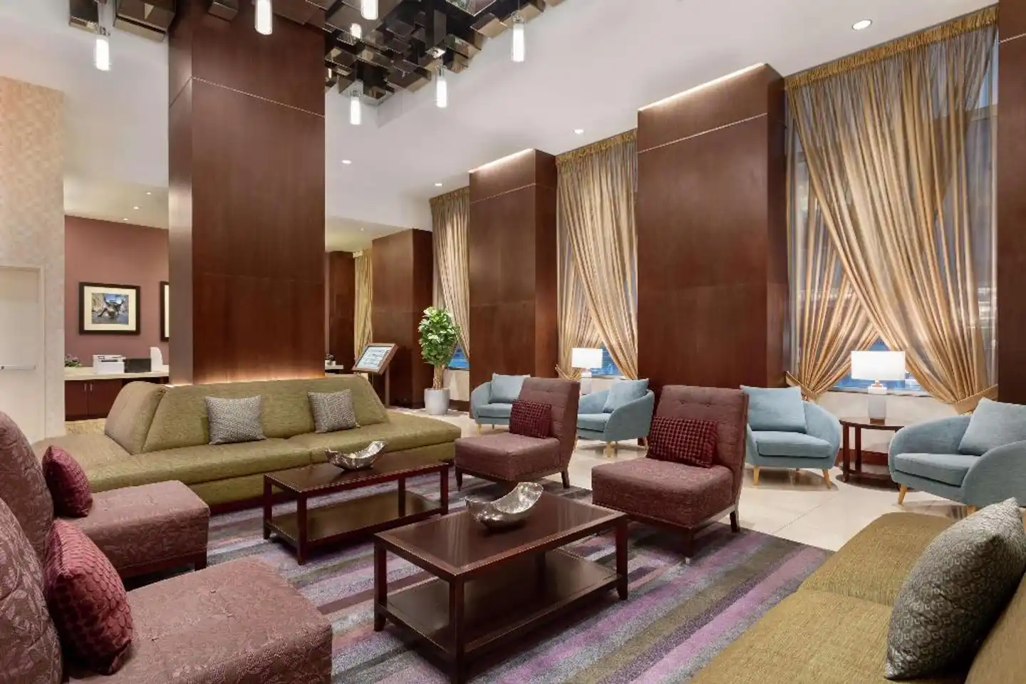 DoubleTree by Hilton New York Downtown Lobby