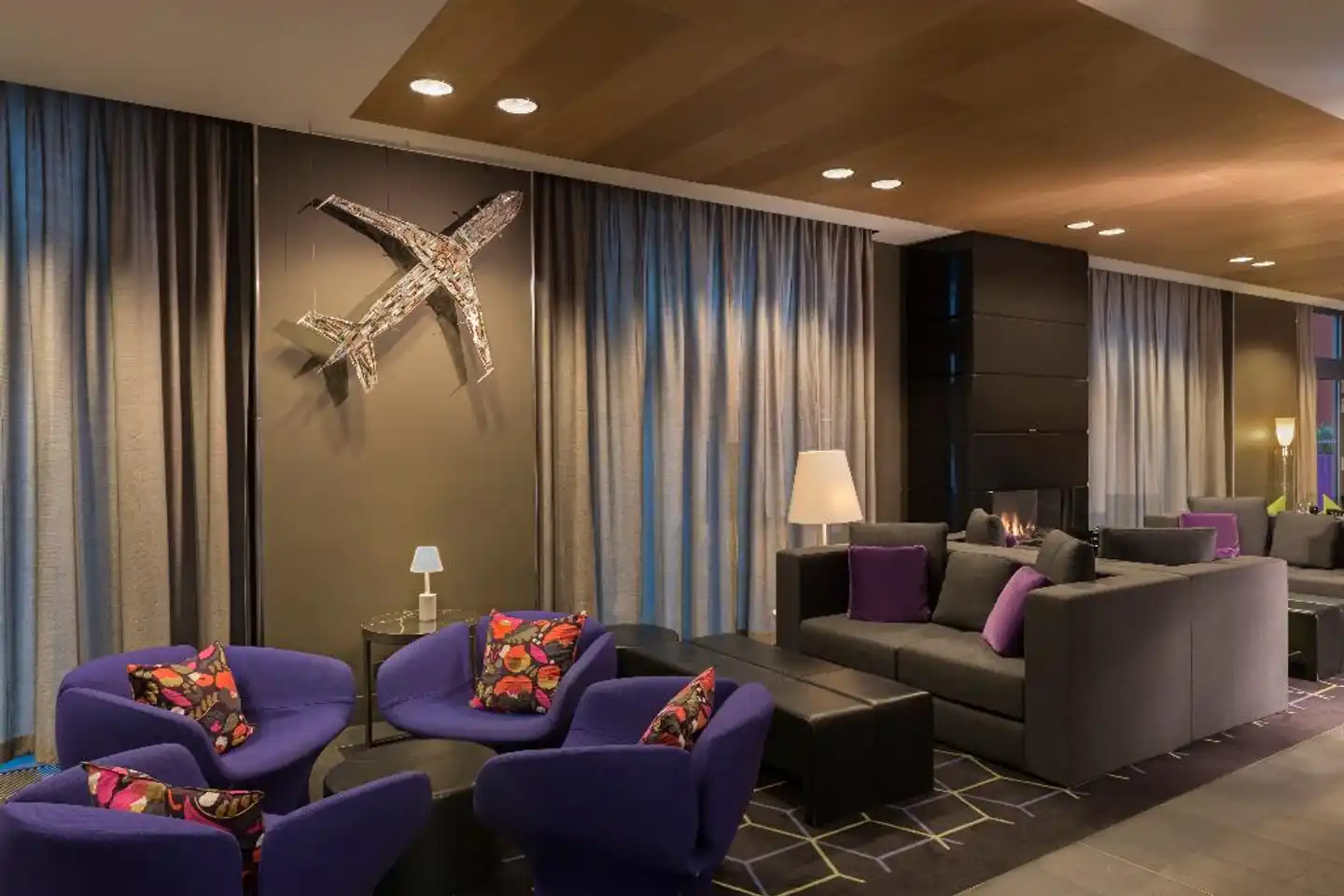 Adina Apartment Hotel Berlin Hackescher Markt Lobby