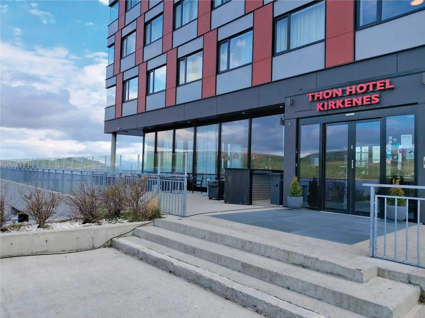 Thon Hotel Kirkenes Aussenansicht