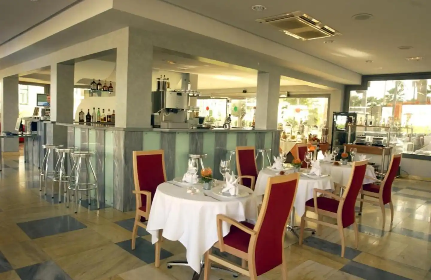 eó Maspalomas Resort Restaurant