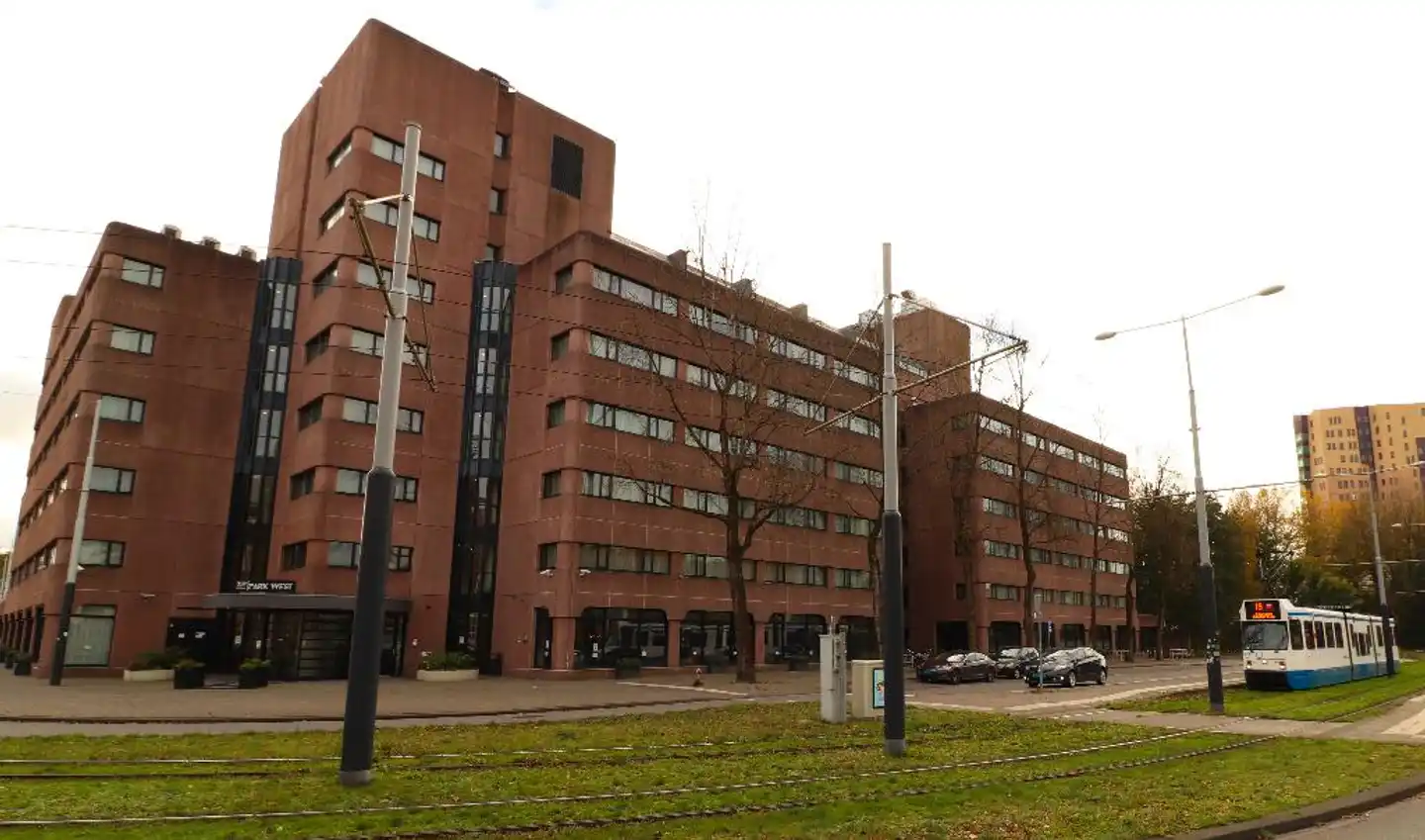 XO Hotels Park West Aussenansicht