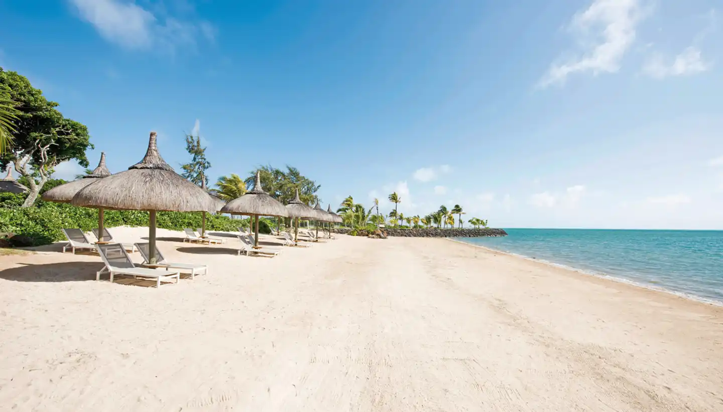 Radisson Blu Azuri Resort & Spa Strand