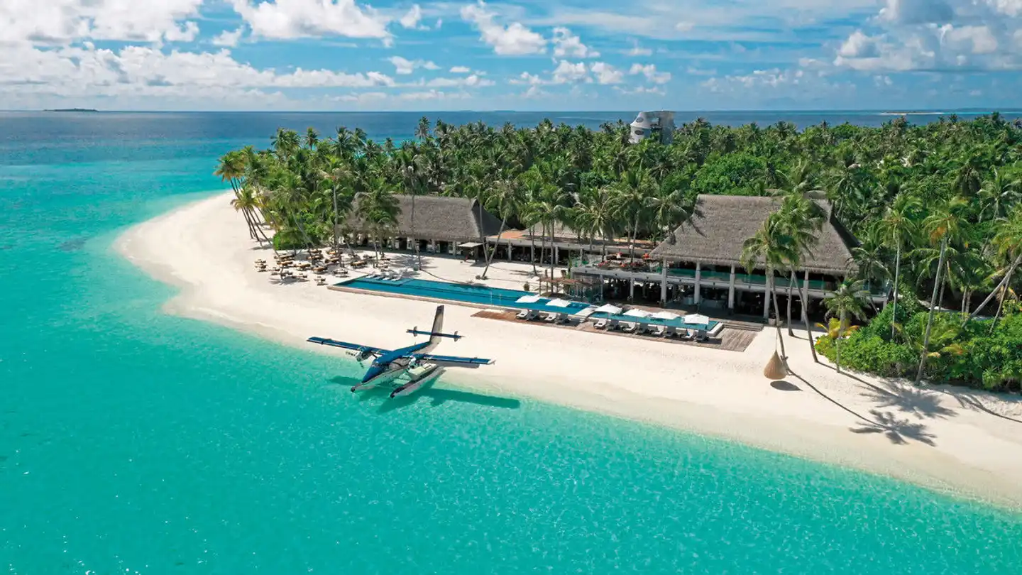 Velaa Private Island Pool