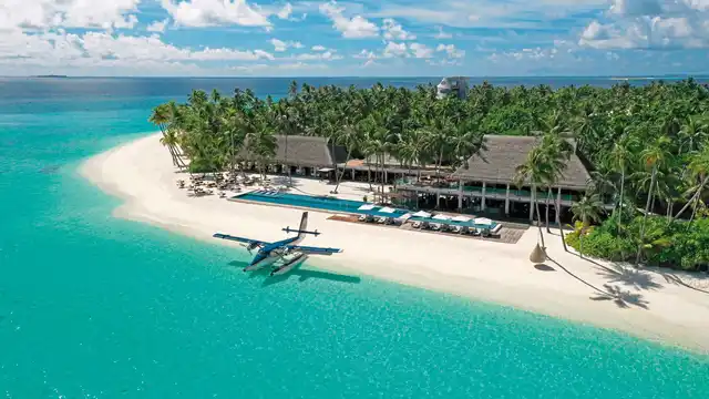 Velaa Private Island Pool