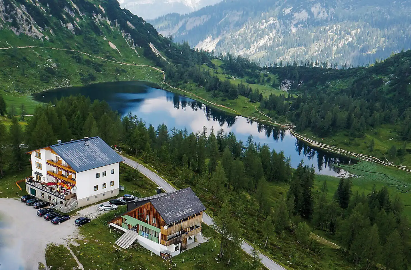 Alpenrose Aussenansicht