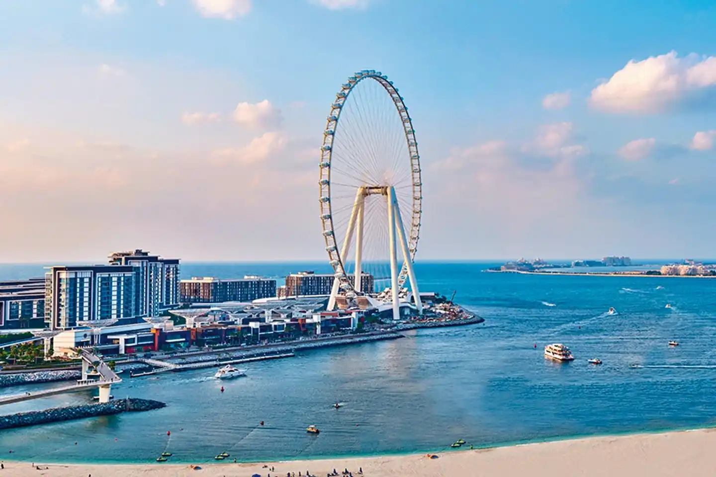 Ramada Hotel & Suites by Wyndham Dubai JBR Aussenansicht
