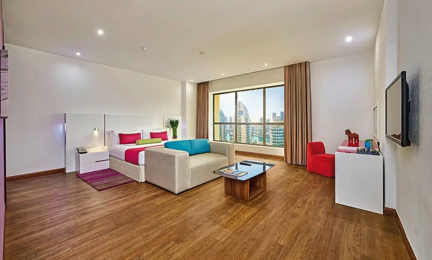 Ramada Hotel & Suites by Wyndham Dubai JBR Wohnbeispiel