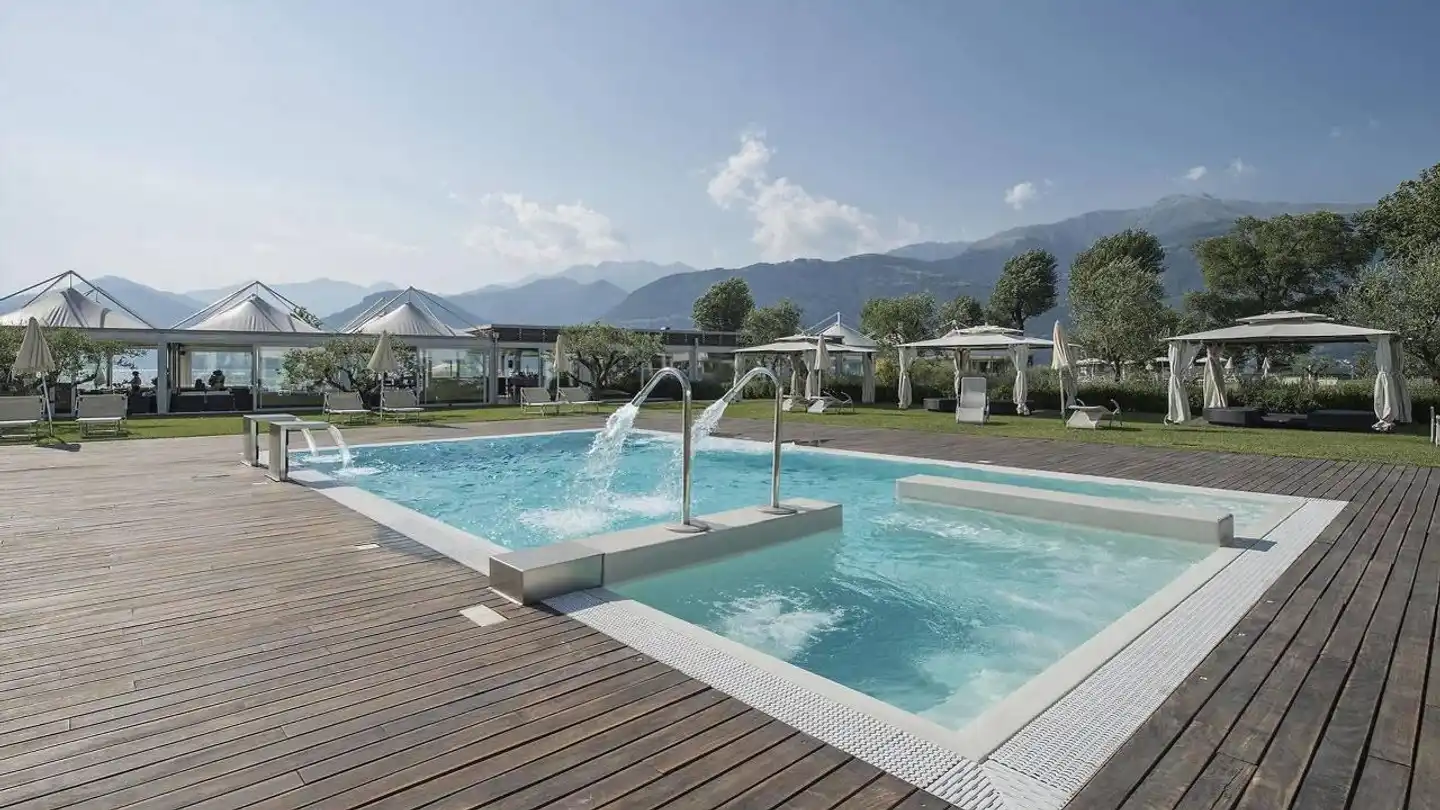 Seven Park Hotel Pool